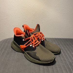 Adidas Alpha Bounce Instinct Running/Athletic Shoes